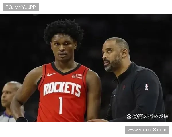 乌度卡怒斥申京谢泼德只攻不守